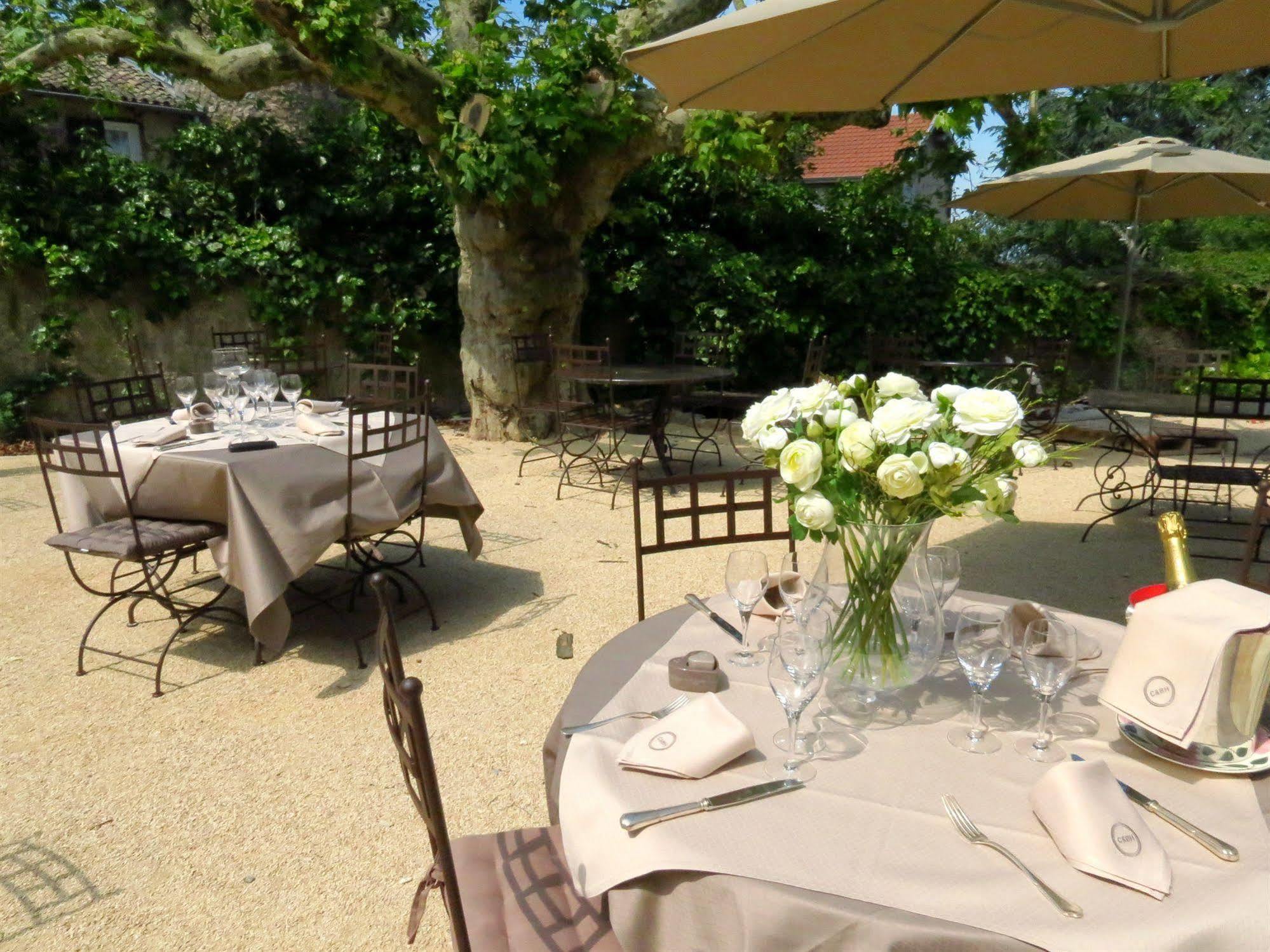 Charme & Business Hotel Lyon Limonest Exterior foto